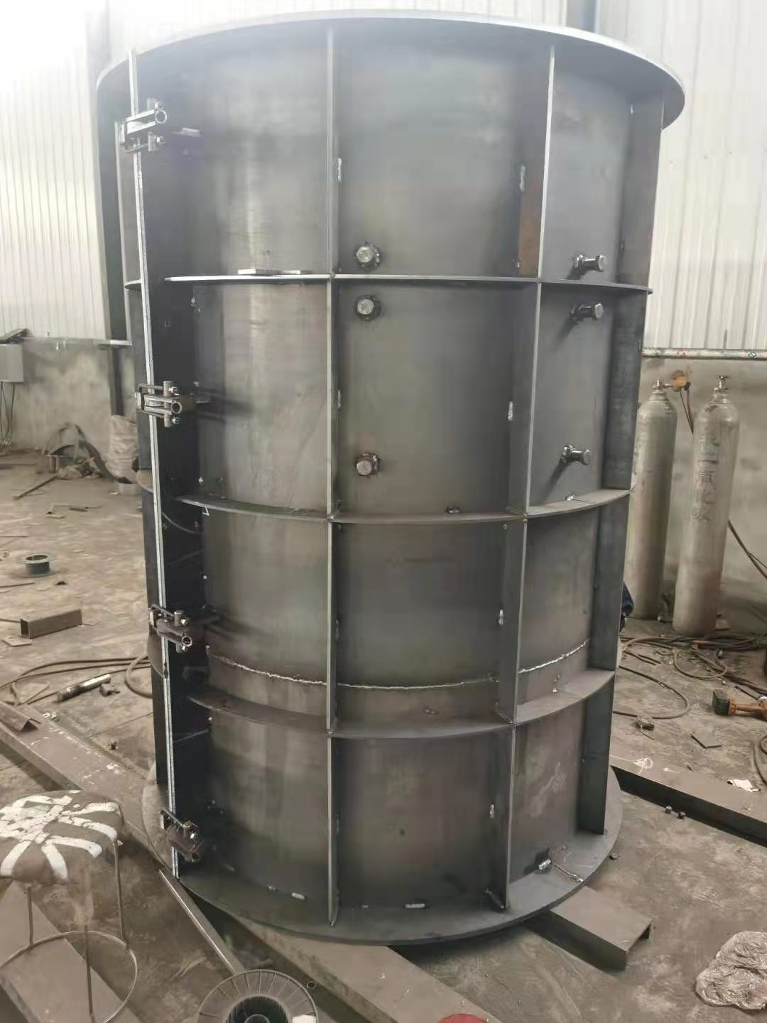 1629853572939213.jpg 檢查井模具4.jpg